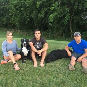 Meet your Posher, Stone